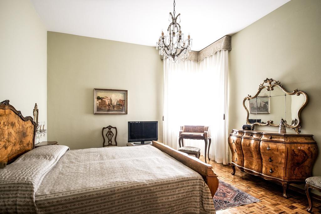 Barbato Rooms Venice เมสเตร ภายนอก รูปภาพ